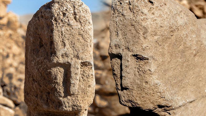 12 bin yıllık gizem! Tarihte bir ilk: T biçimli ve üzerinde insan yüzü var