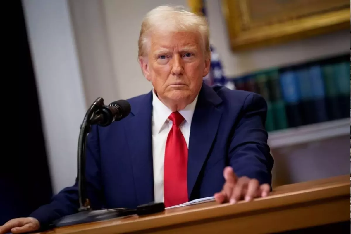 Donald Trump: Çin’e yüzde 100 gümrük vergisi uygulayacağız