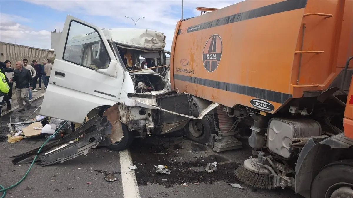 Kütahya’da Kaza: 1 Ölü, 1 Yaralı