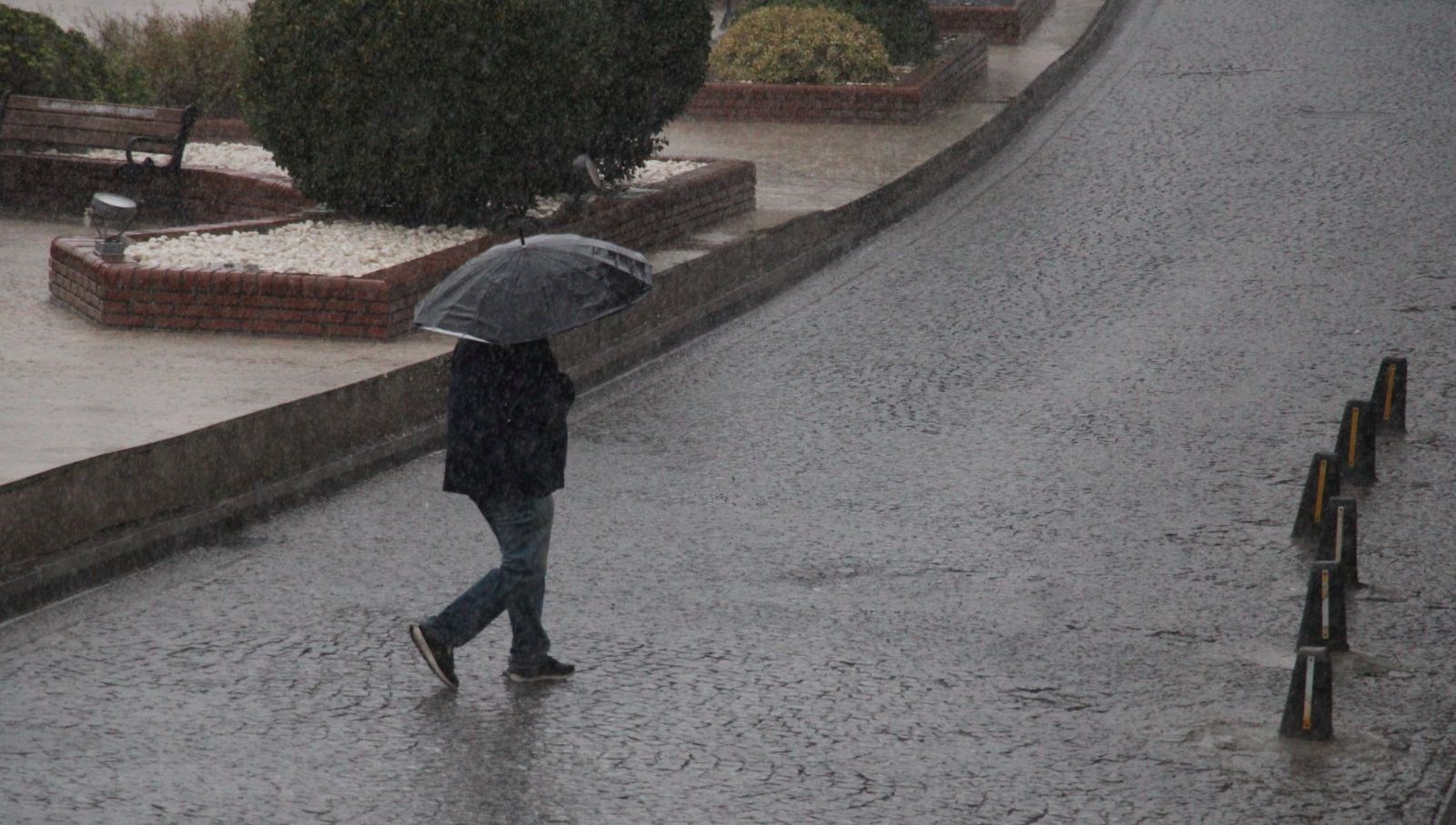 Meteoroloji’den kısa süreli sağanak yağış uyarısı