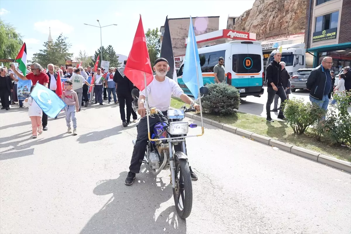Ordu ve Bayburt’ta Filistin’e Destek Yürüyüşü