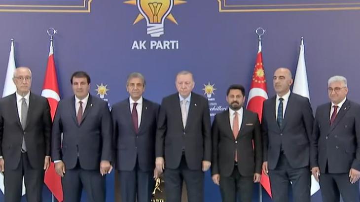 Son dakika: 7 belediye başkanı AK Parti’ye katıldı