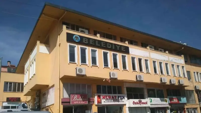 Buldan’da 31 milyonluk kamu zararına neden olan eski başkan ve ekibine soruşturma izni