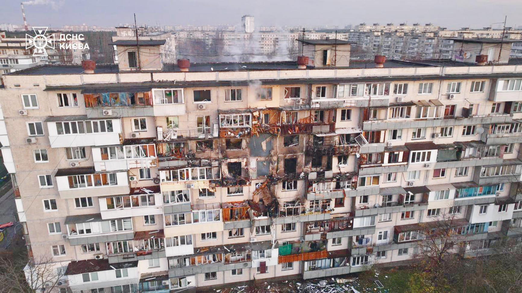 Rusya Kiev’de sivil konutları vurdu