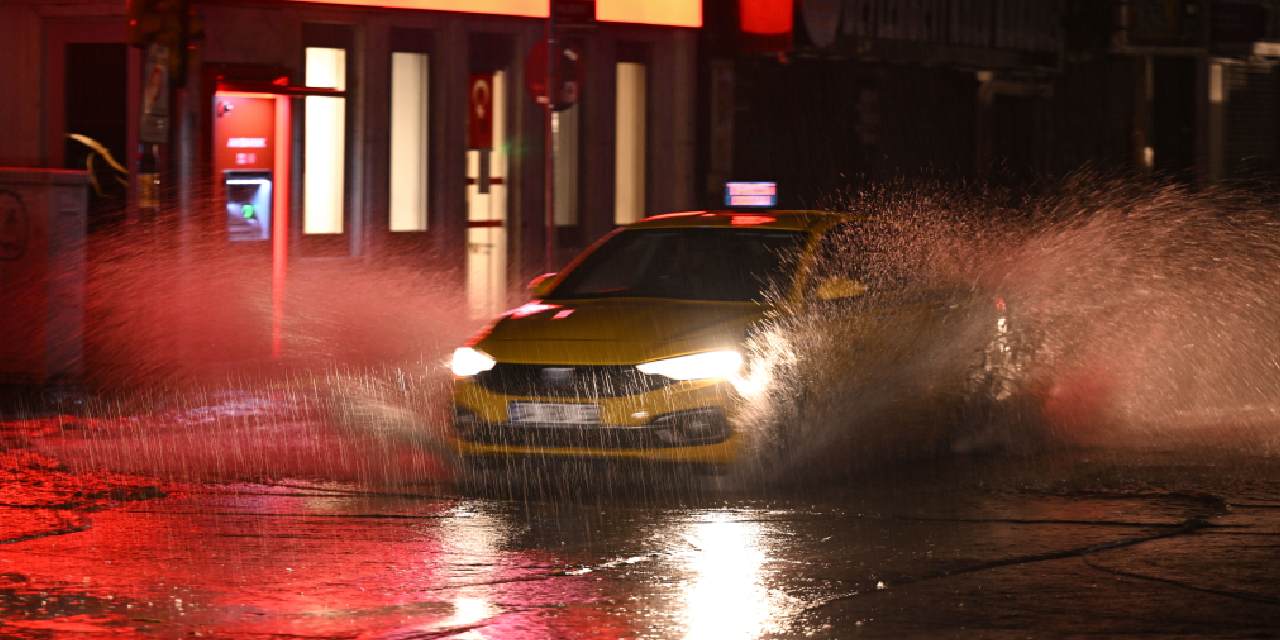 İstanbul’da metrekareye 45 kg yağış düştü