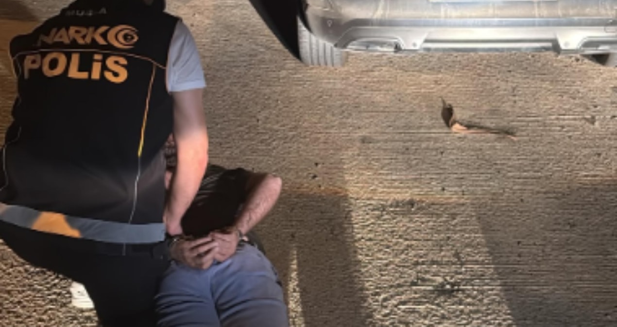 Interpol’ün kırmızı bültenle aradığı firari Bodrum’da yakalandı